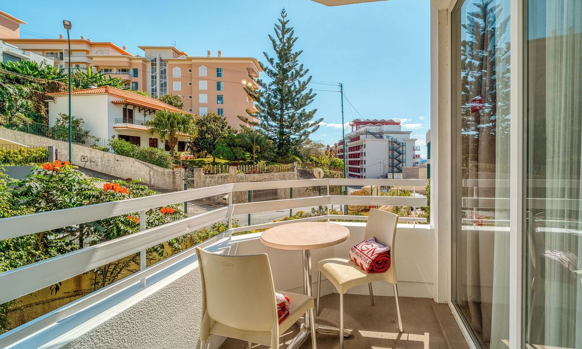 Photo of Patio Balcony in Sao Martinho