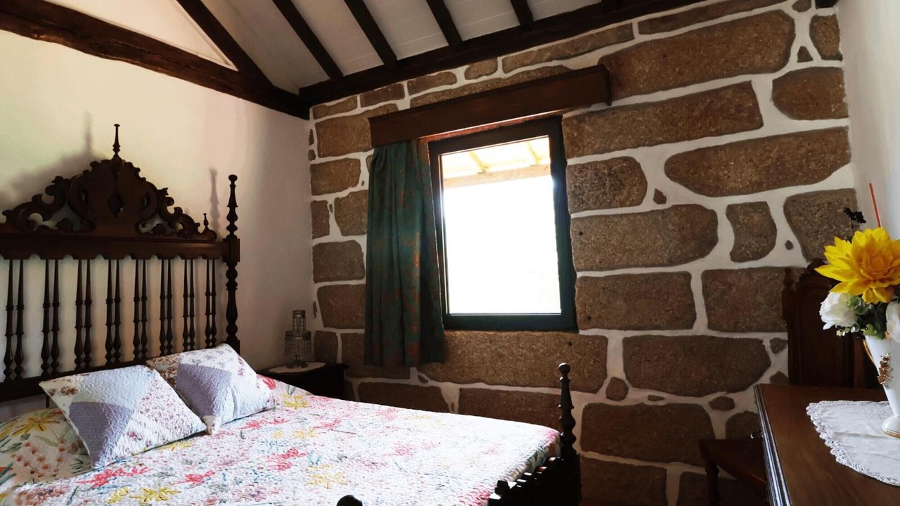Photo of Bedroom in Molares