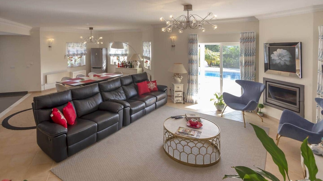 Photo of Livingroom in Alpouvar