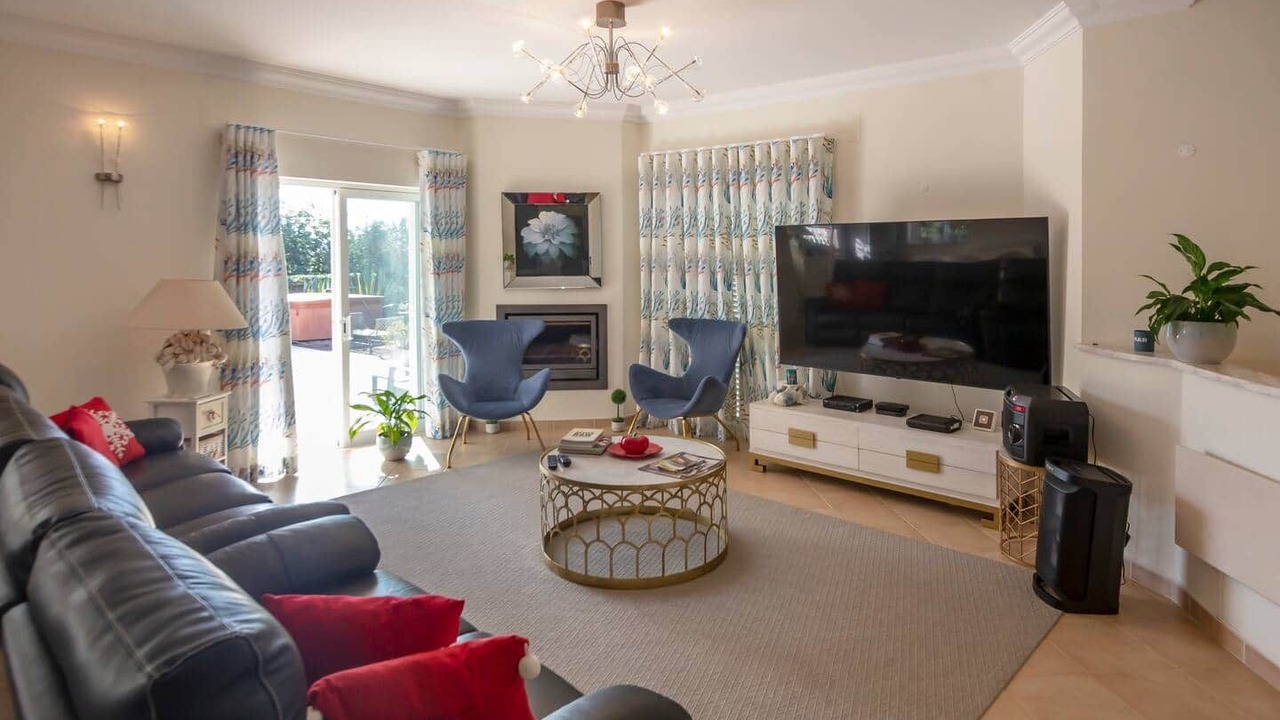 Photo of Livingroom in Alpouvar