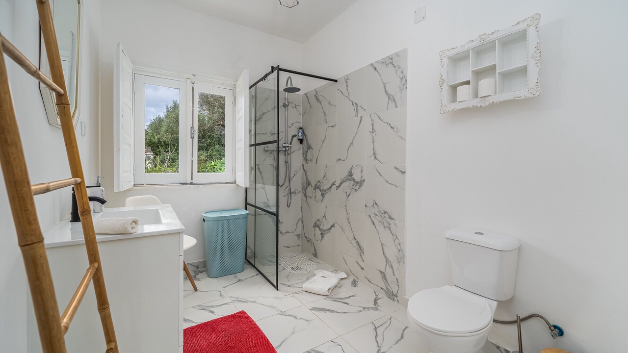 Photo of Bathroom in Caramujeira