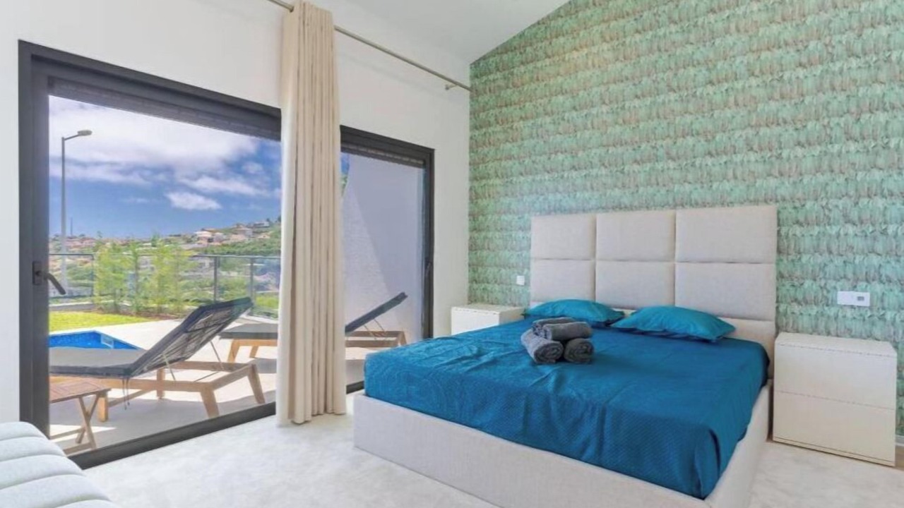 Photo of Bedroom in Canhas