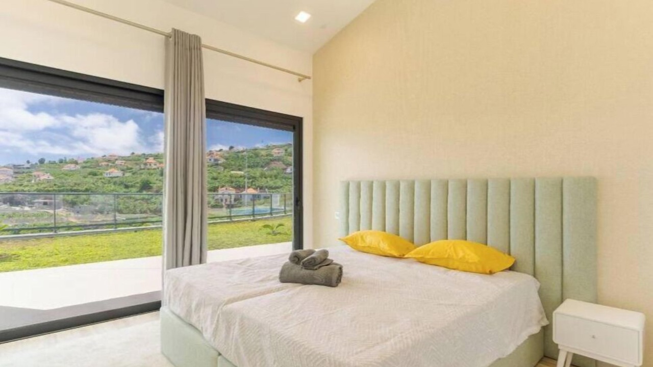 Photo of Bedroom in Canhas