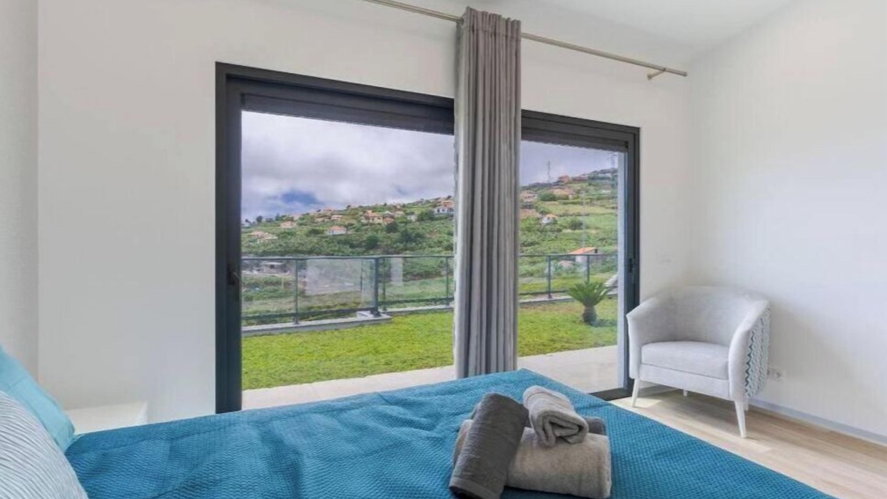 Photo of Bedroom in Canhas