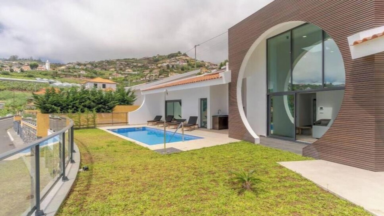 Photo of Outdoor in Canhas