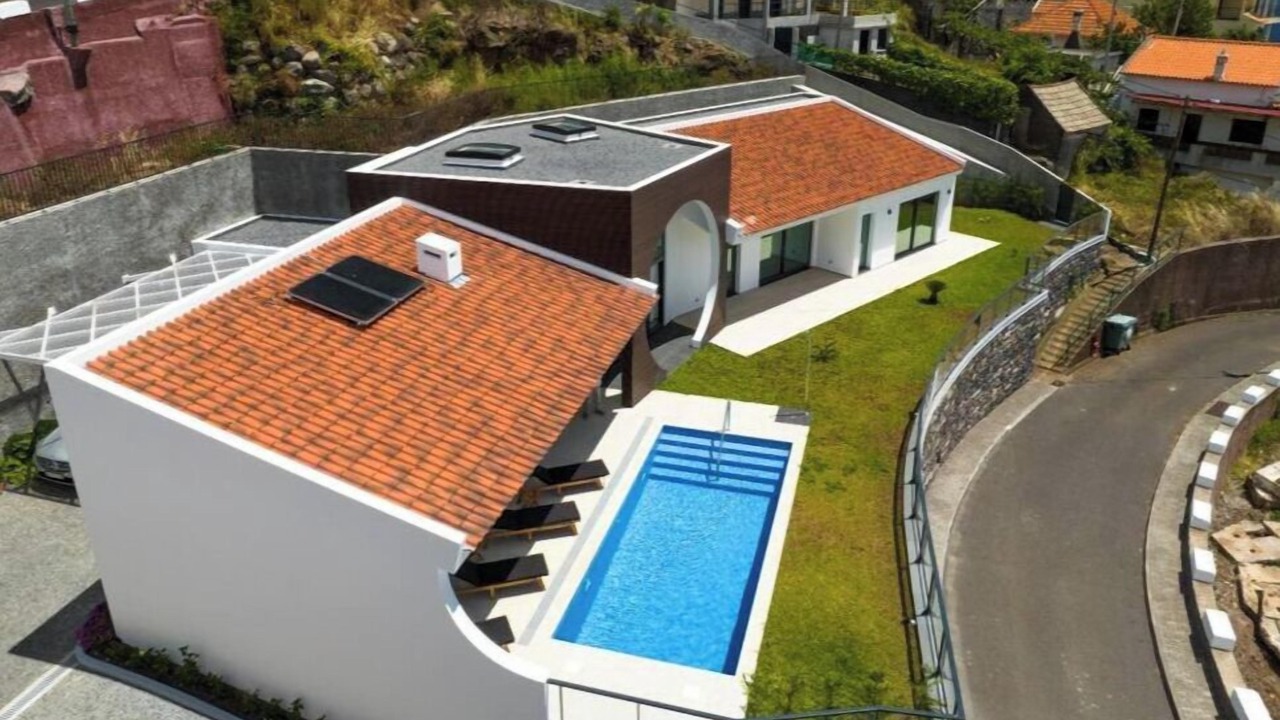 Photo of Outdoor in Canhas