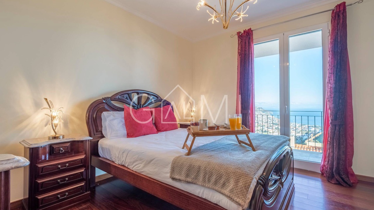 Photo of Bedroom in Santo Antonio