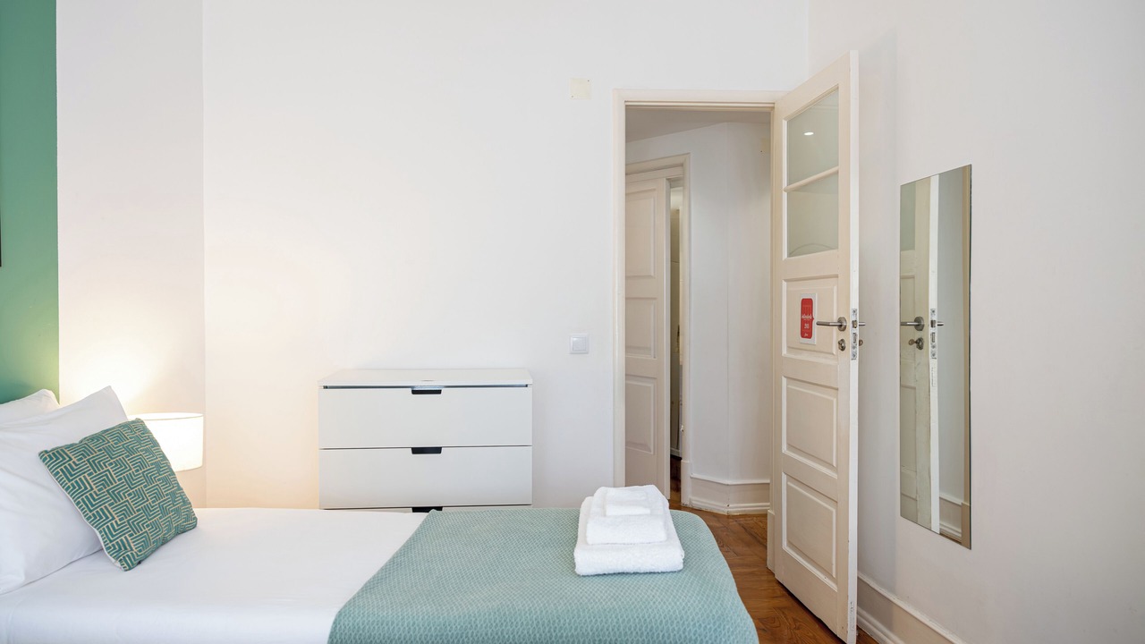 Photo of Bedroom in Lisbon Old Town