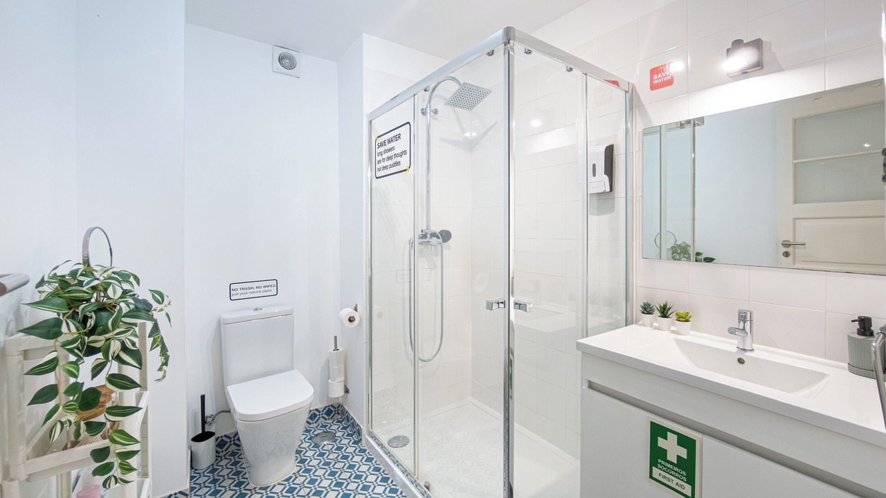 Photo of Bathroom in Lisbon Old Town