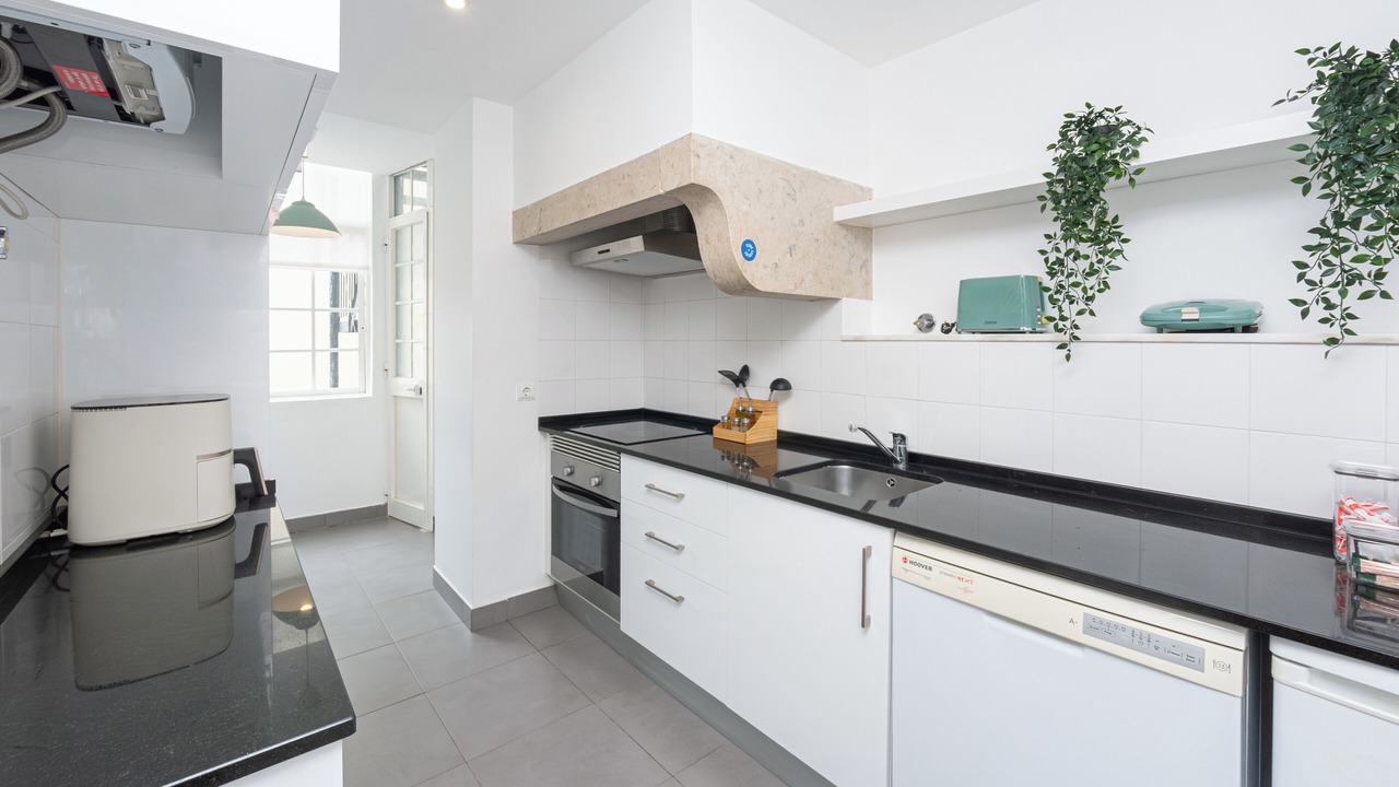 Photo of Kitchen in Lisbon Old Town