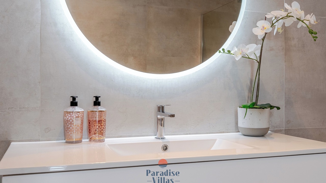 Photo of Bathroom in Alpouvar