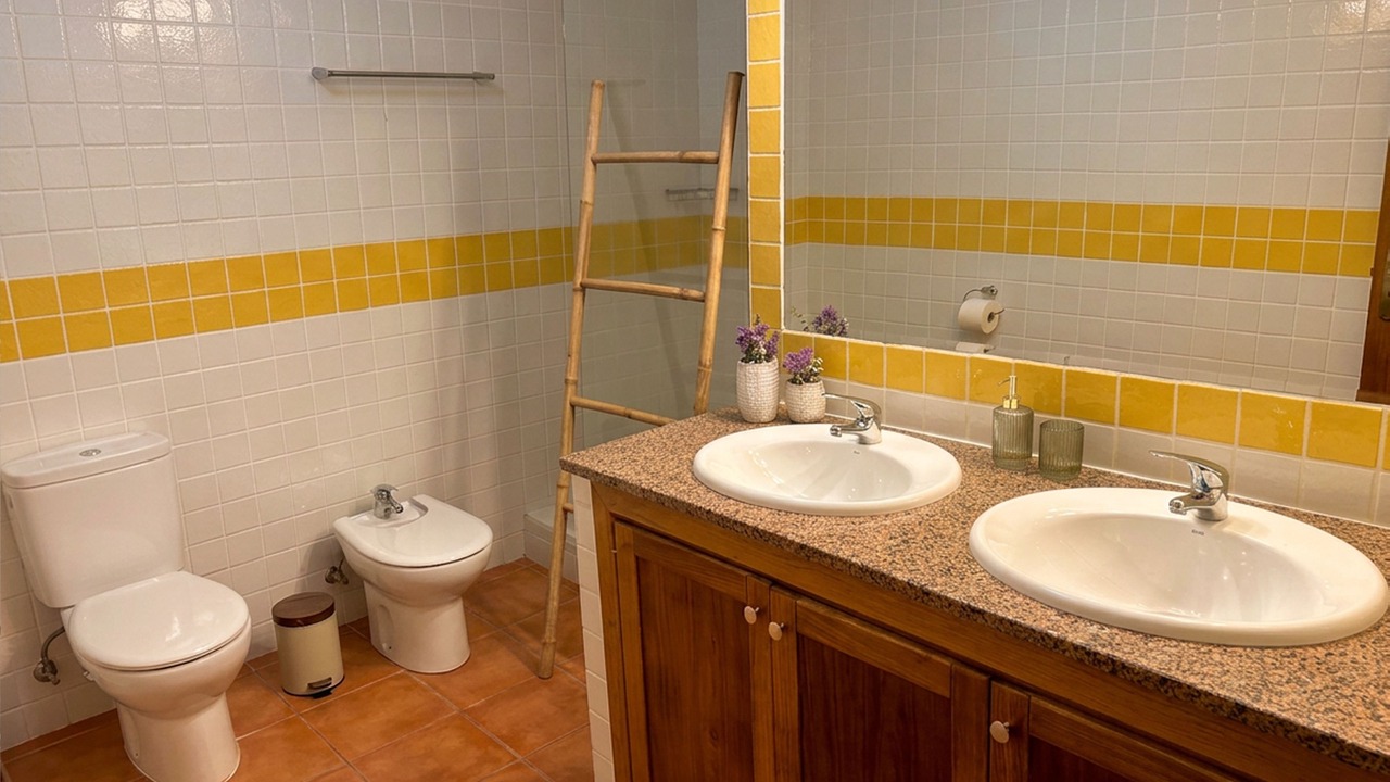 Photo of Bathroom in Salvaterra de Magos