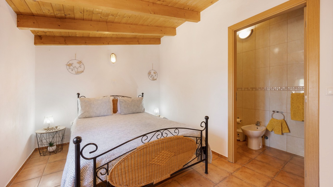 Photo of Bedroom in Monte Novo