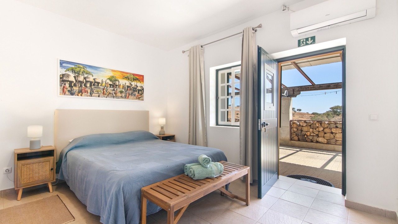 Photo of Bedroom in Corte do Pinto