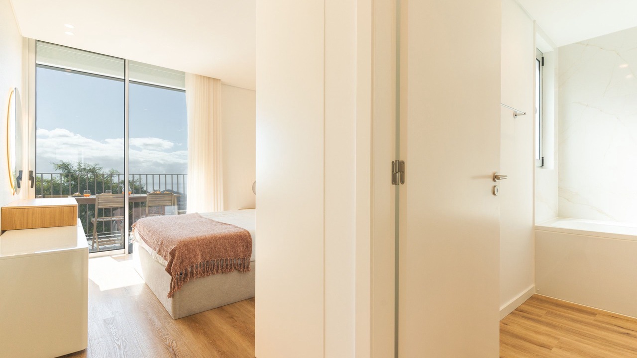 Photo of Bedroom in Estreito de Camara de Lobos