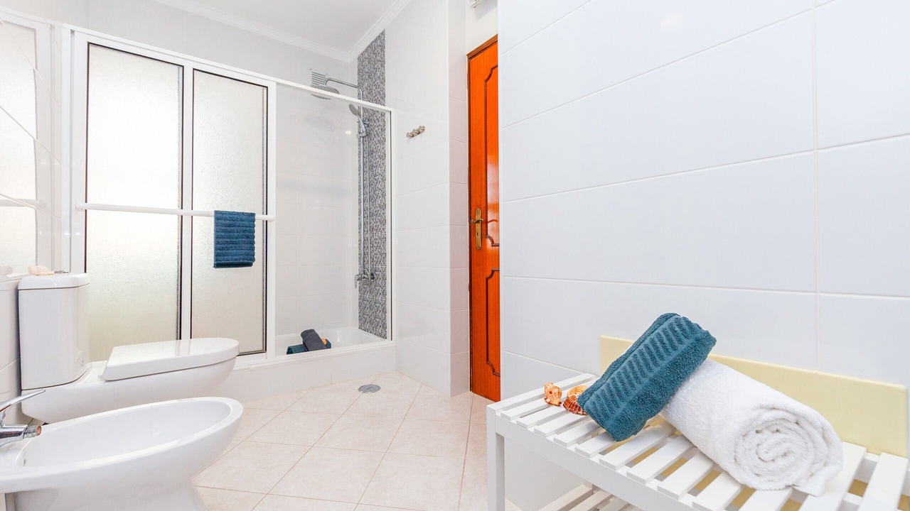 Photo of Bathroom in Gale