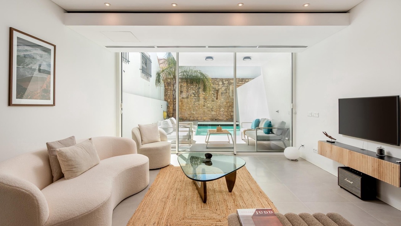 Photo of Livingroom in Lagos City Center