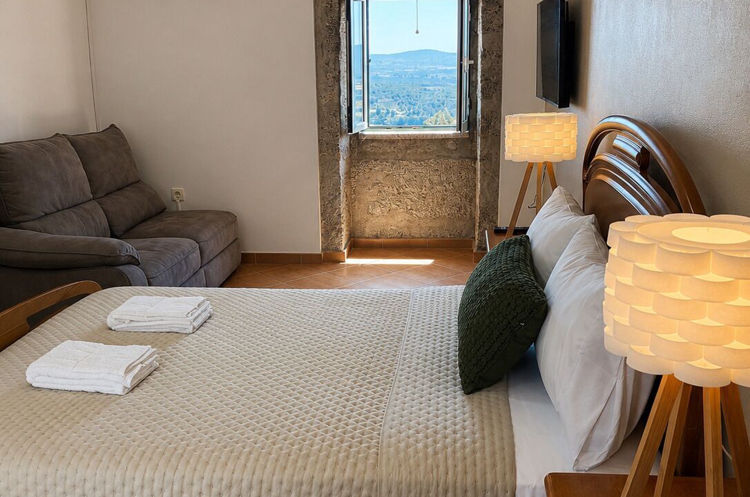 Photo of Bedroom in Canhoso