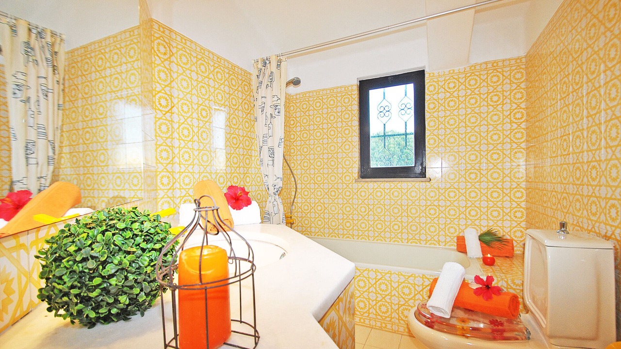 Photo of Bathroom in Gale