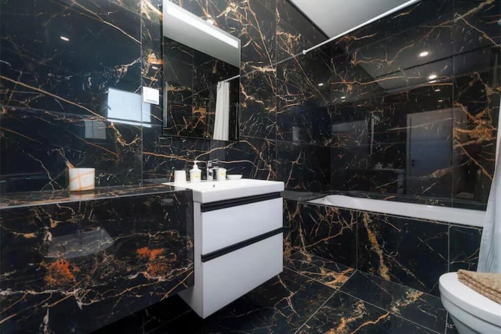 Photo of Bathroom in Vale Navio