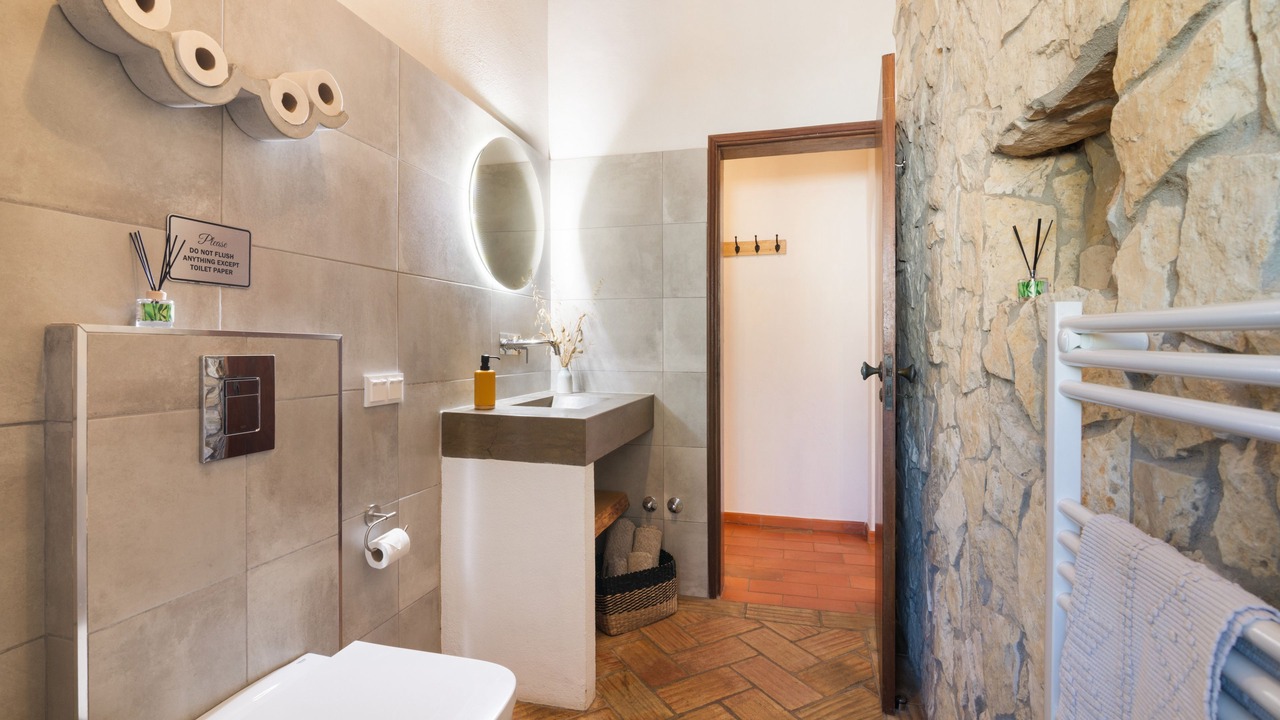 Photo of Bathroom in Sao Bras de Alportel