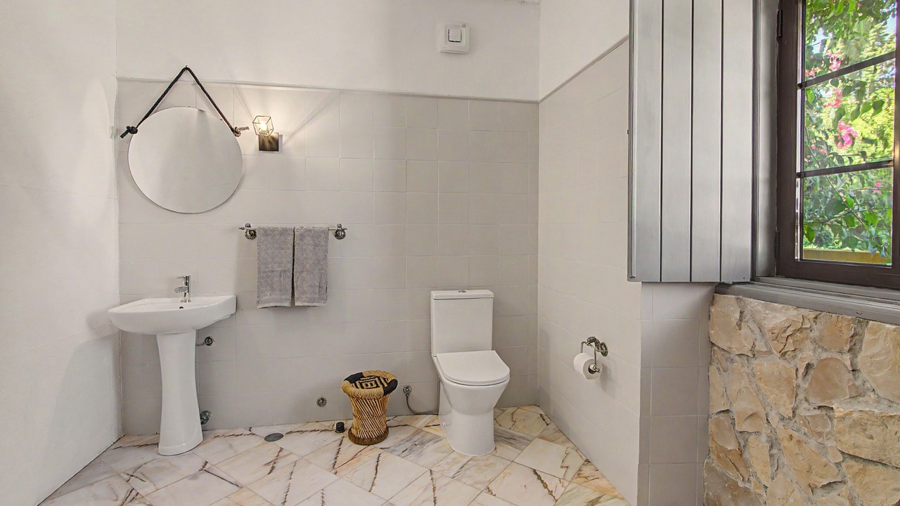Photo of Bathroom in Sao Bras de Alportel