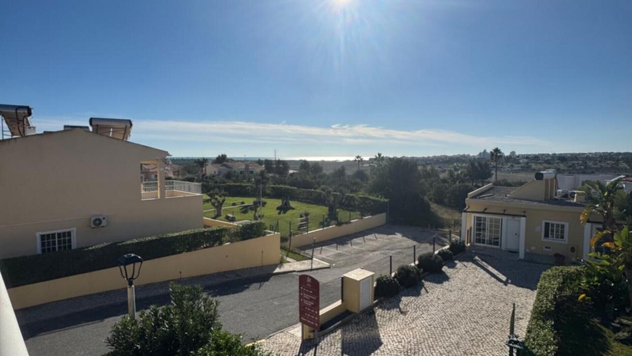 Photo of Outdoor in Pera