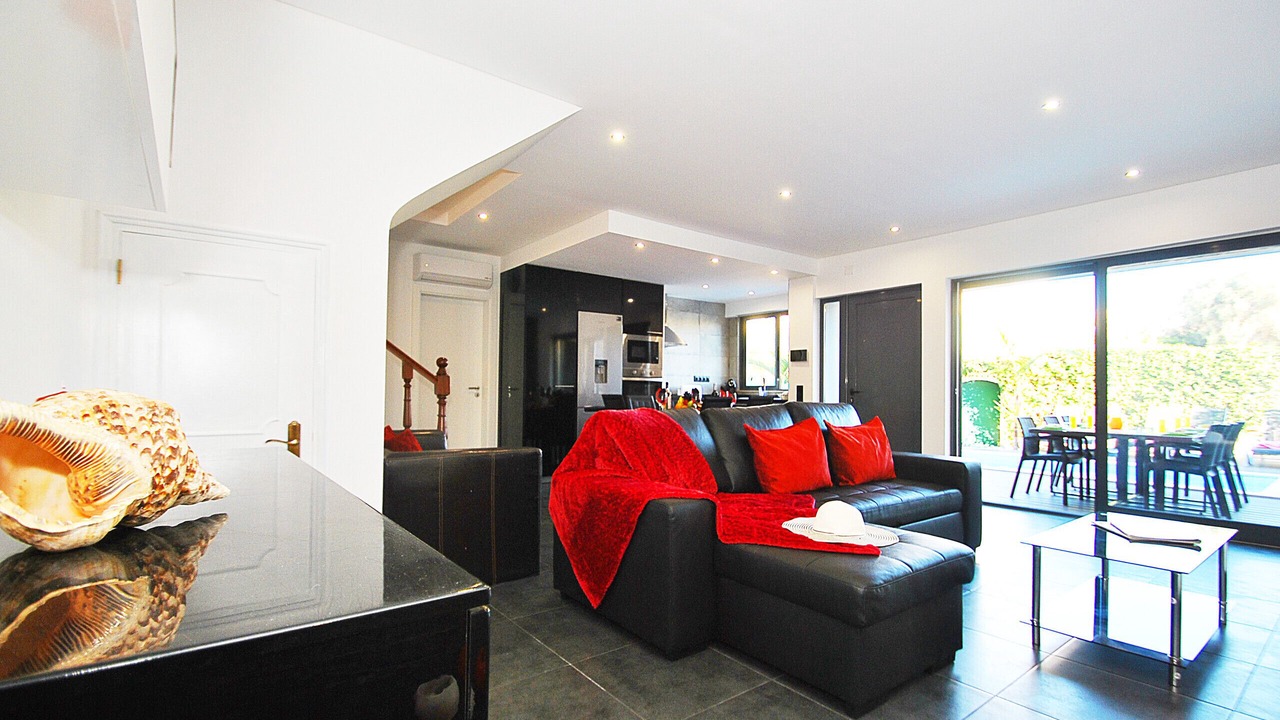 Photo of Livingroom in Urbanizacao dos Calicos