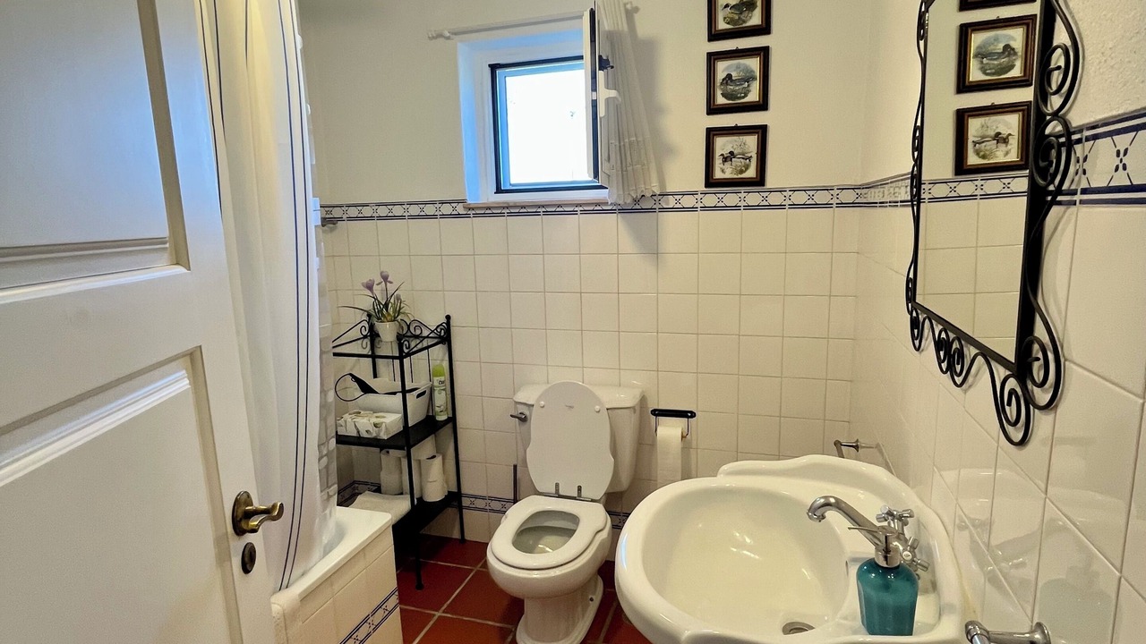 Photo of Bathroom in Montemor-o-Novo
