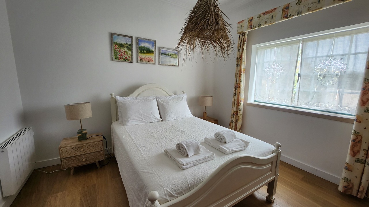 Photo of Bedroom in Amoreira
