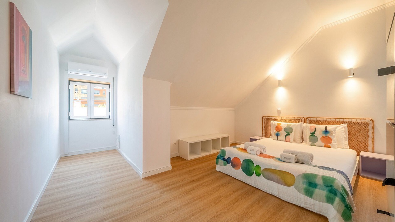 Photo of Bedroom in Linda-a-Velha