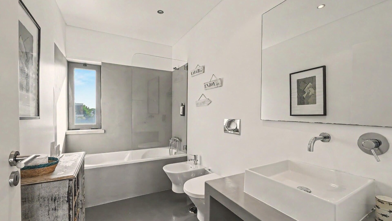 Photo of Bathroom in Troia