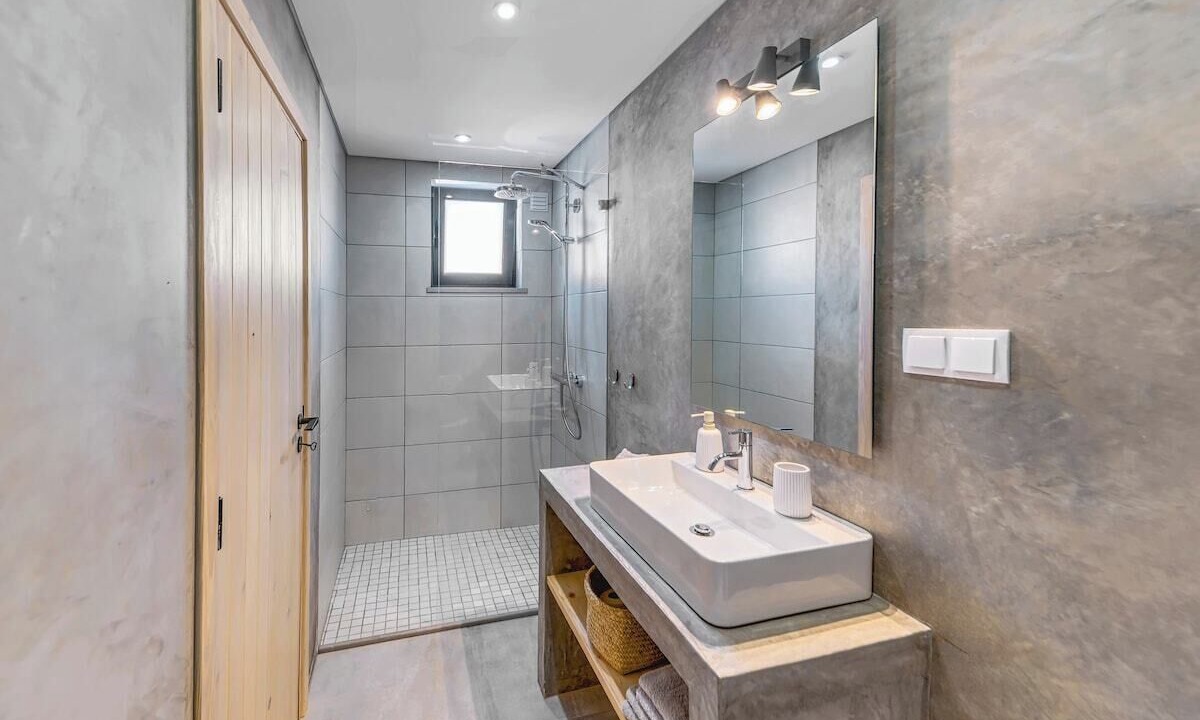 Photo of Bathroom in Ferragudo