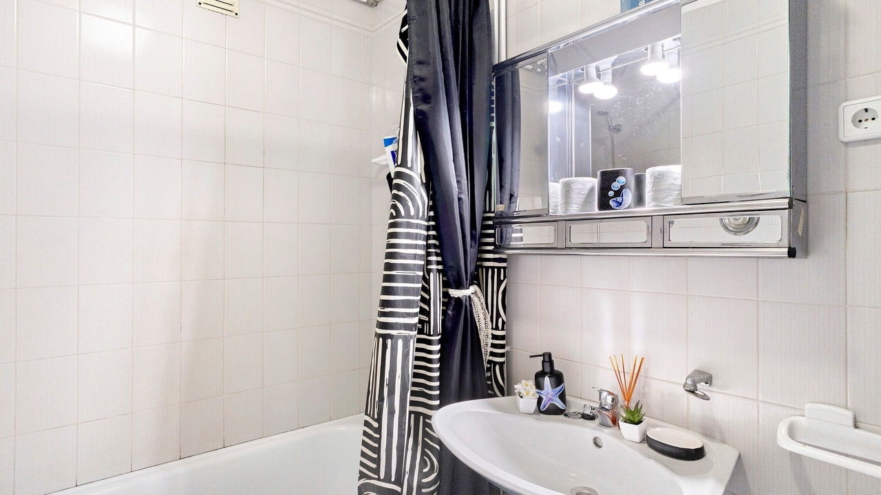 Photo of Bathroom in Caminha