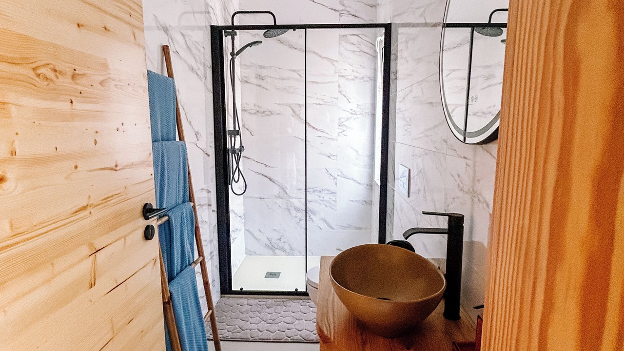 Photo of Bathroom in Cadaval