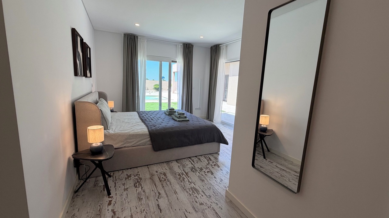 Photo of Bedroom in Setubal