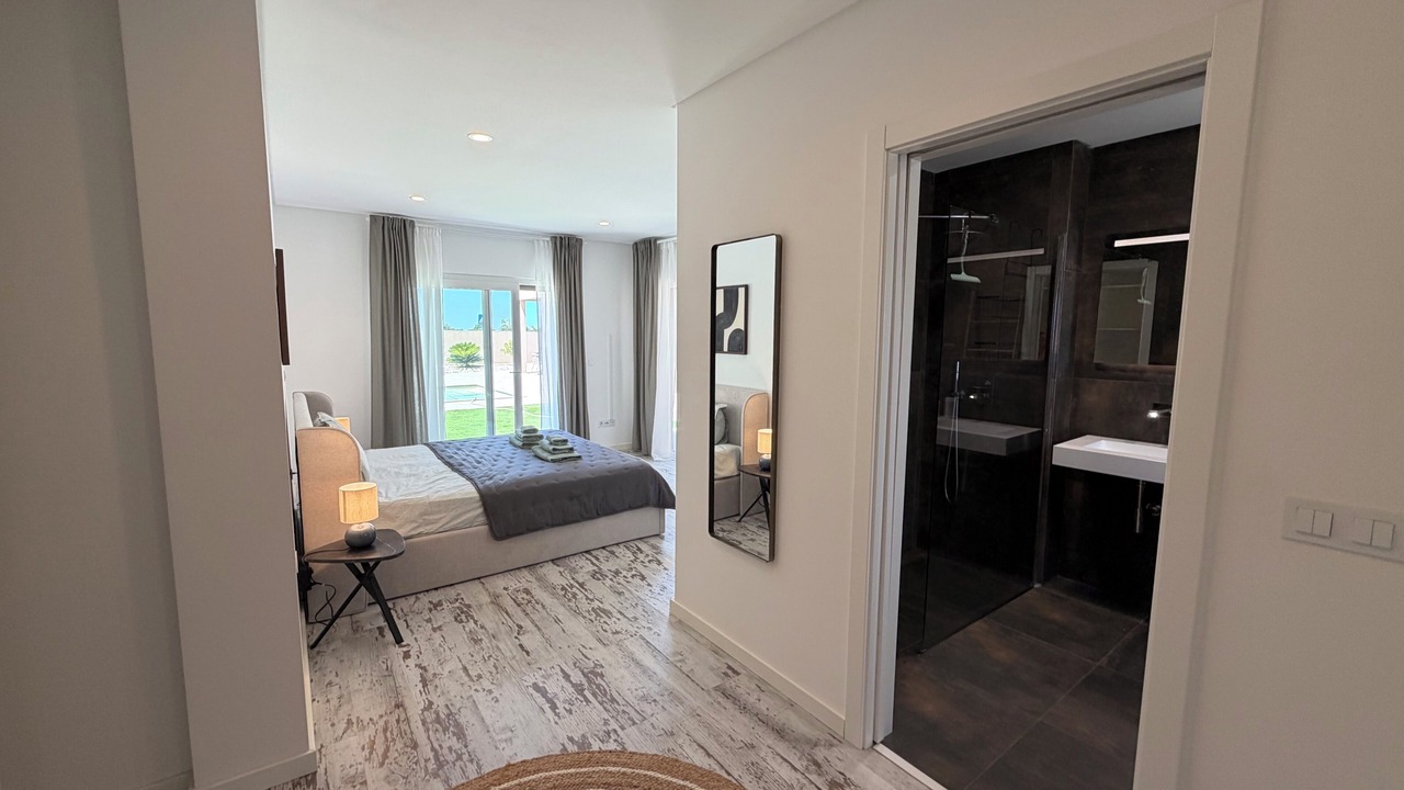 Photo of Bedroom in Setubal