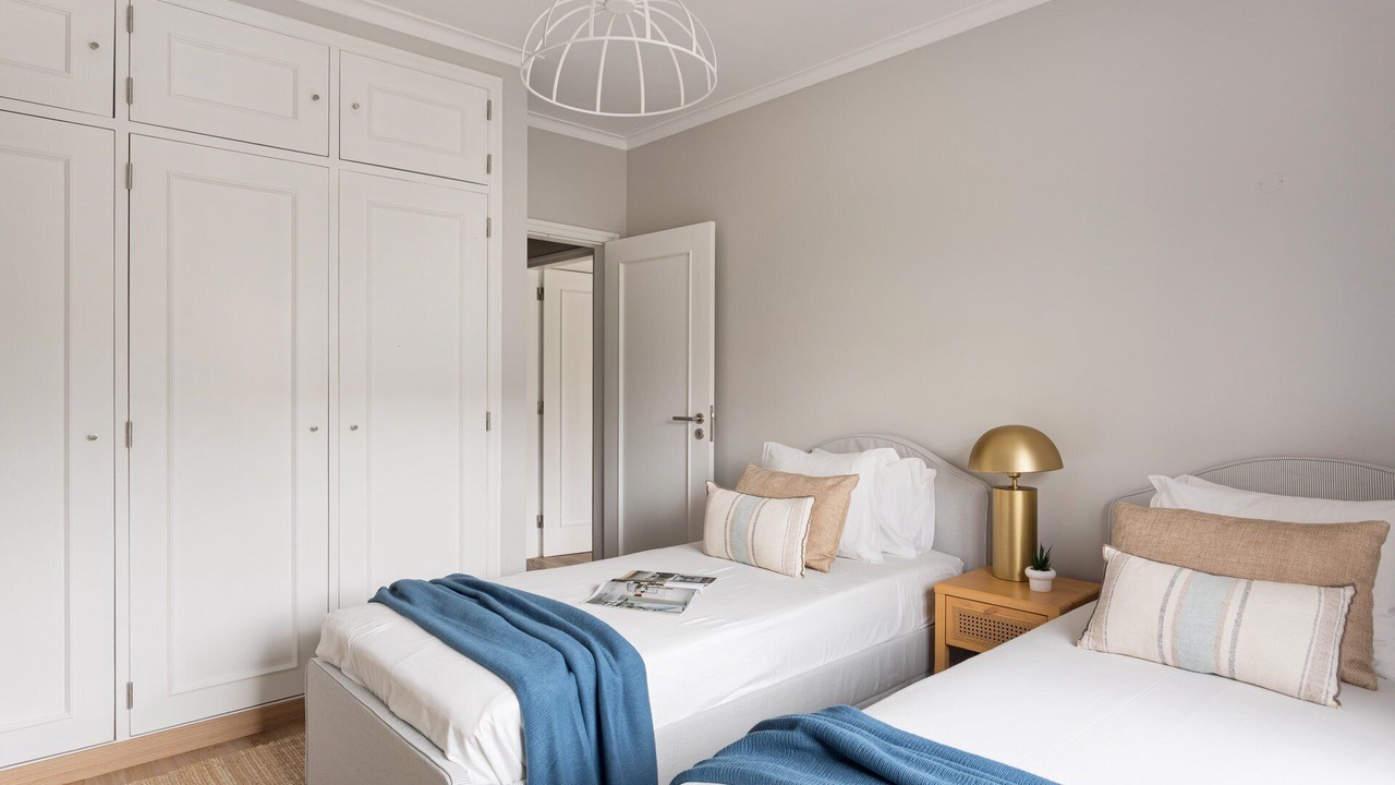 Photo of Bedroom in Carcavelos