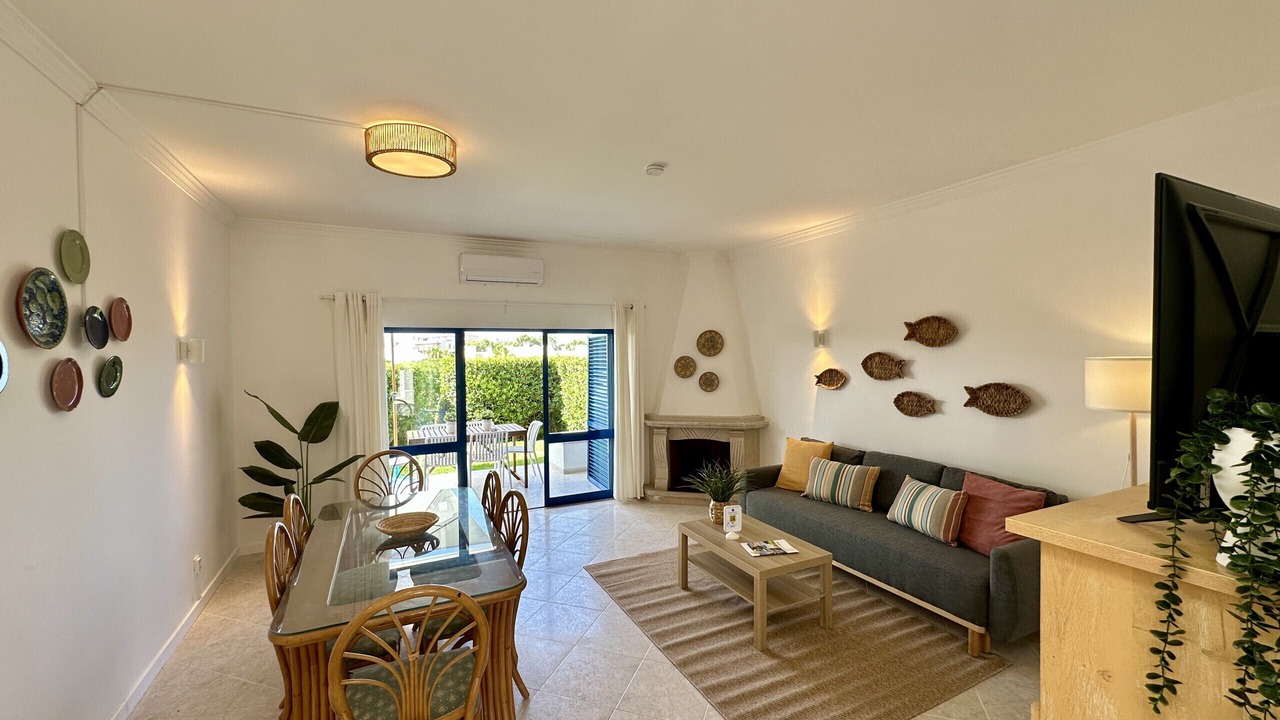 Photo of Livingroom in Areias de Sao Joao