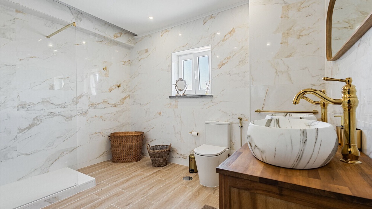 Photo of Bathroom in Atouguia da Baleia