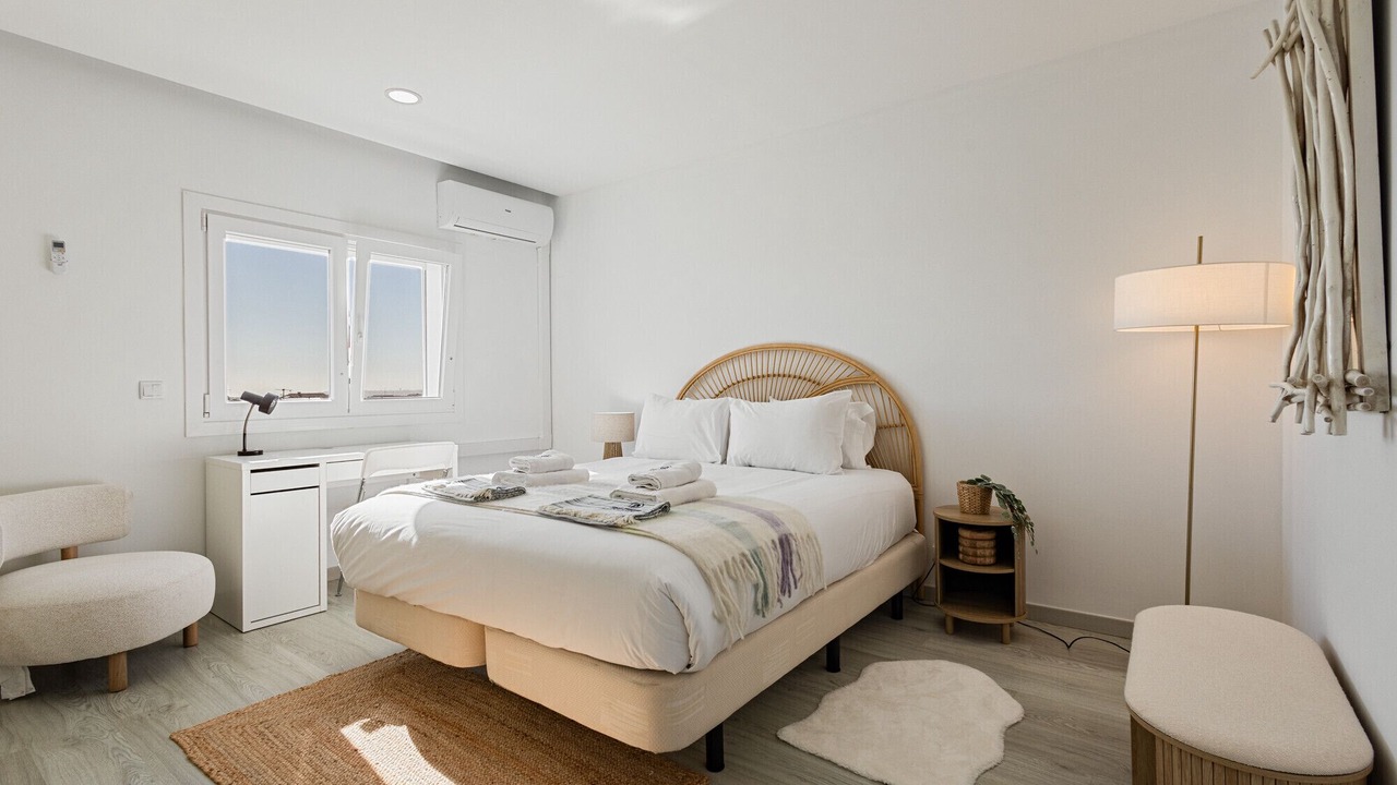 Photo of Bedroom in Atouguia da Baleia