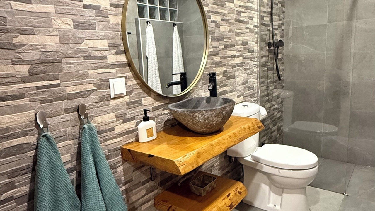 Photo of Bathroom in Peniche de Cima