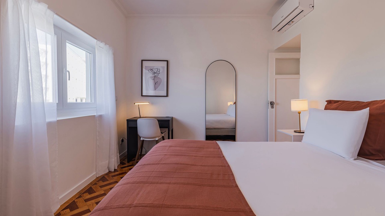 Photo of Bedroom in Cascais