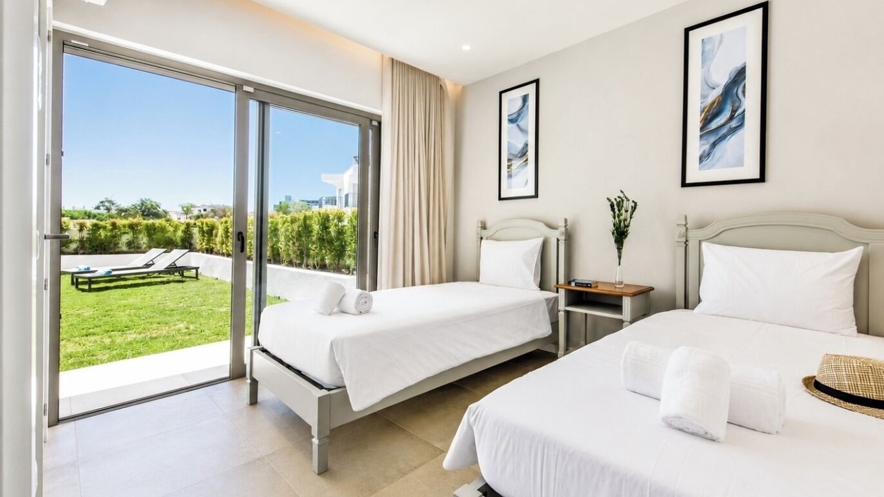 Photo of Bedroom in Meia Praia