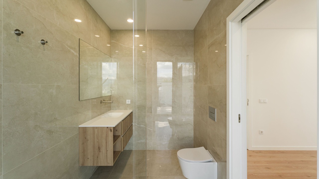 Photo of Bathroom in Pacos de Gaiolo