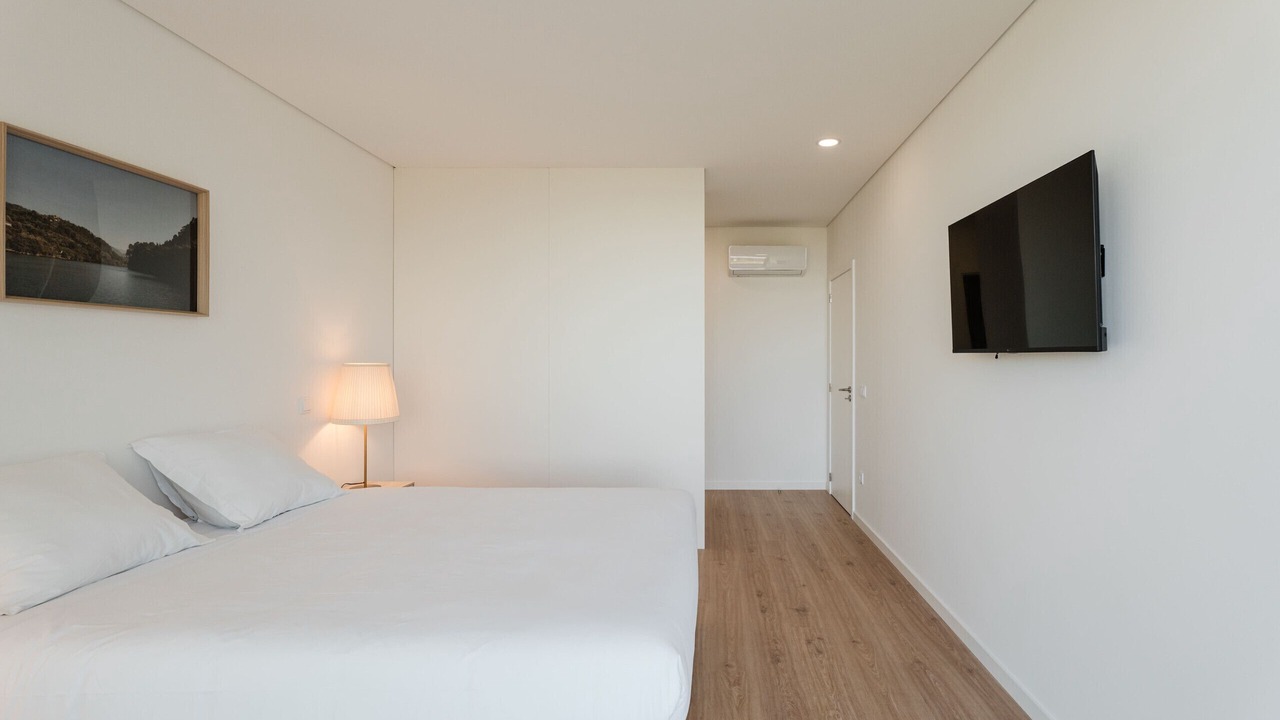 Photo of Bedroom in Pacos de Gaiolo