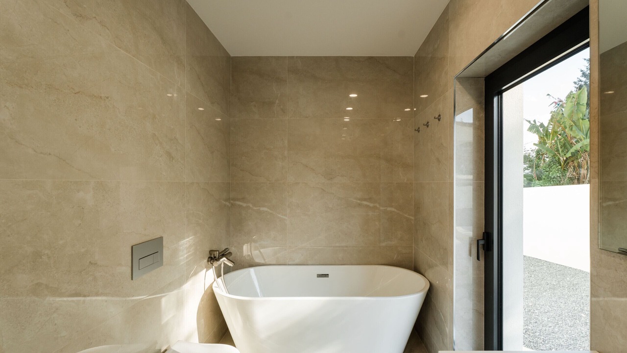 Photo of Bathroom in Pacos de Gaiolo