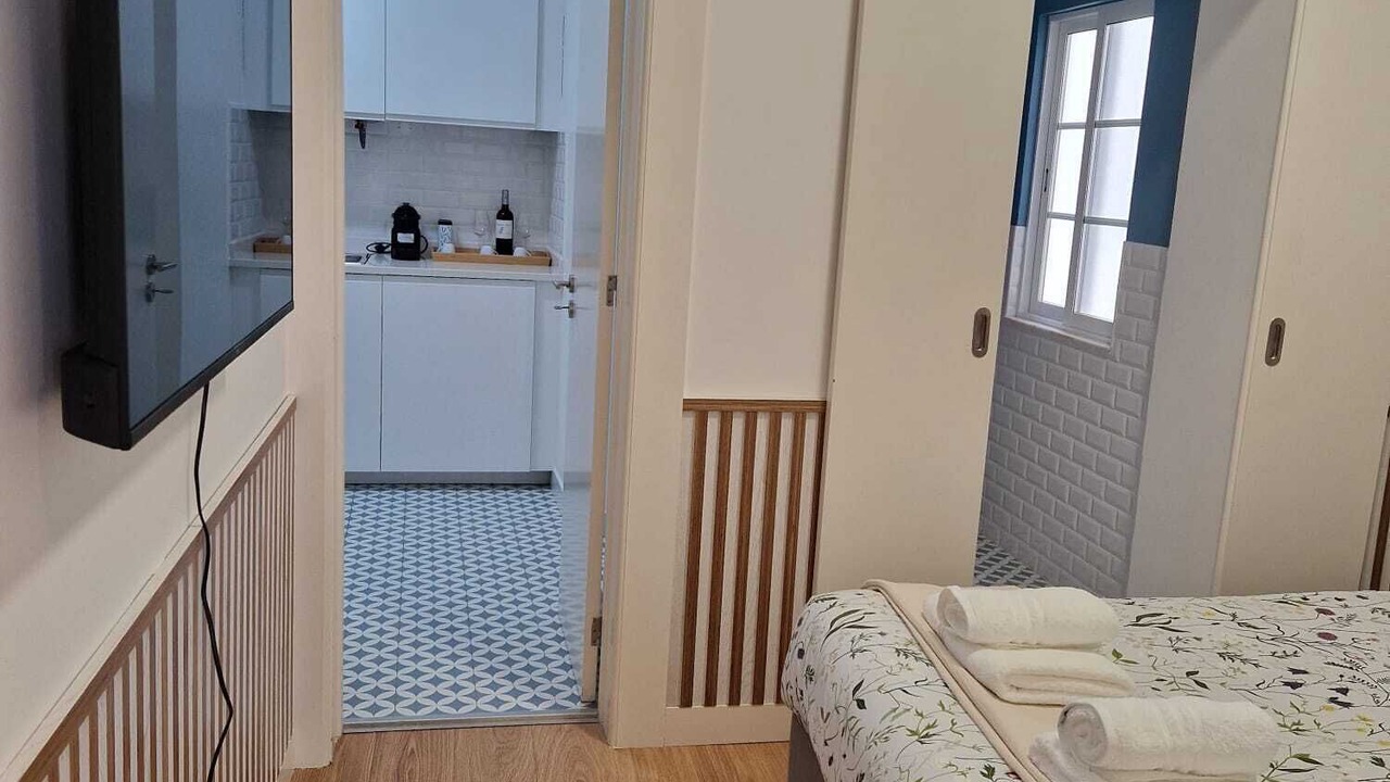 Photo of Bedroom in Linda-a-Velha