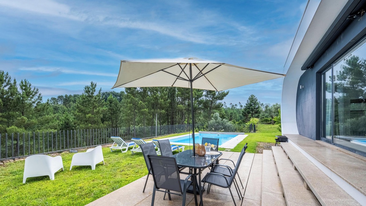 Photo of Outdoor in Molares