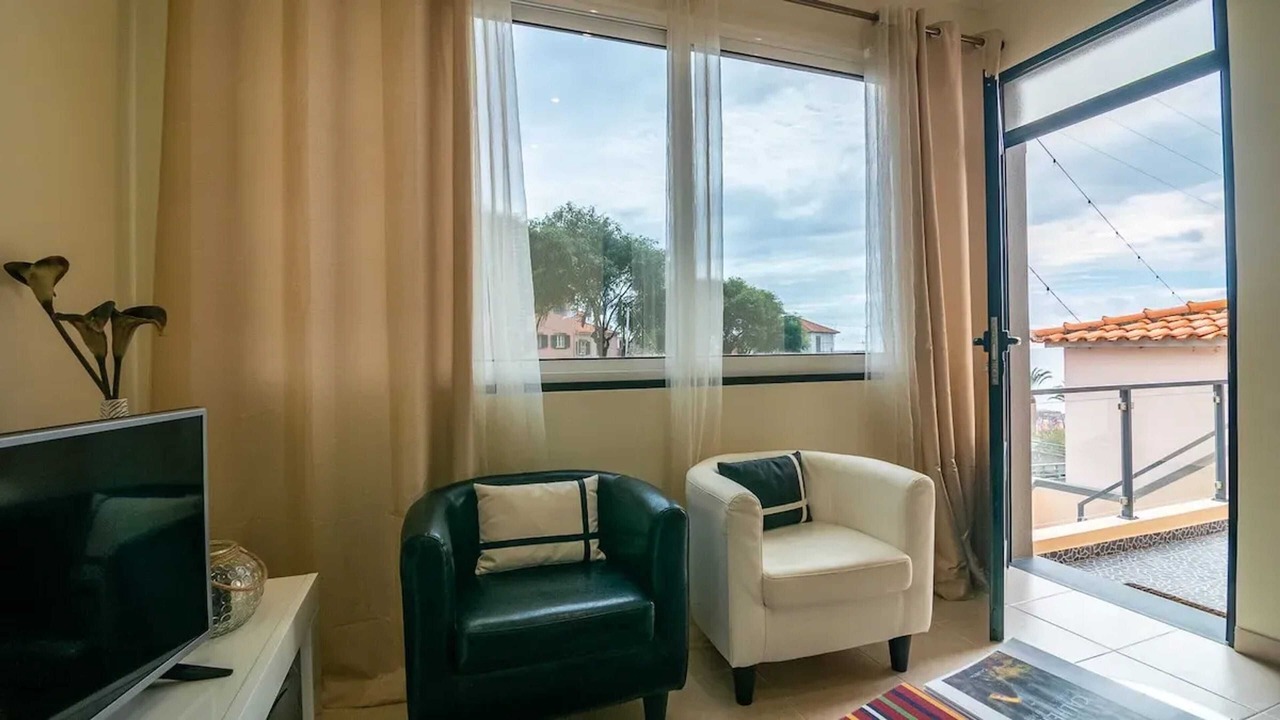Photo of Livingroom in Calheta